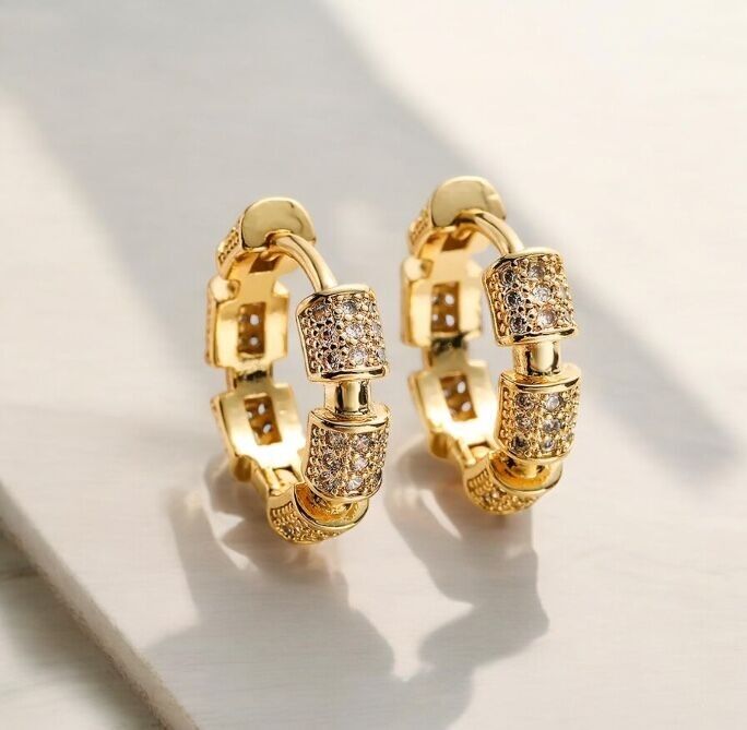 Earrings Naomi gold plated with zircons