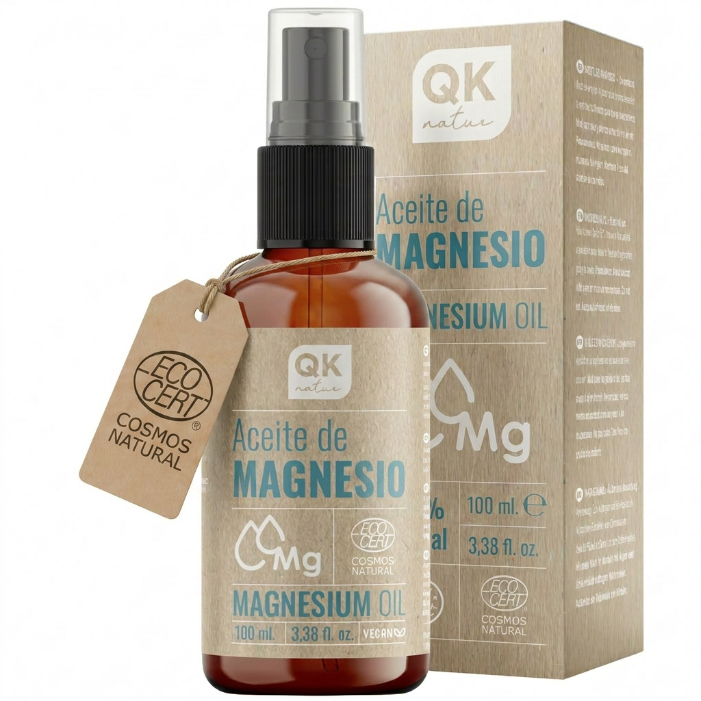 QKnatur - Magnesium Oil Spray 100% Pure (100 ml) Glass bottle + spray dispenser - For athletes, joints, muscle relaxation, sleep, feet