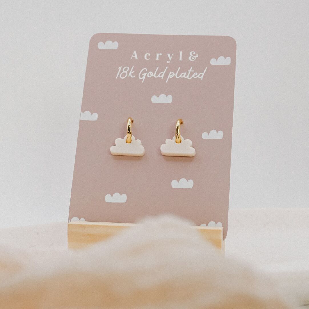 Orecchini nuvola Orecchini a cerchio realizzati in acrilico nuvole bianche - orecchini a bottone nuvola leggera