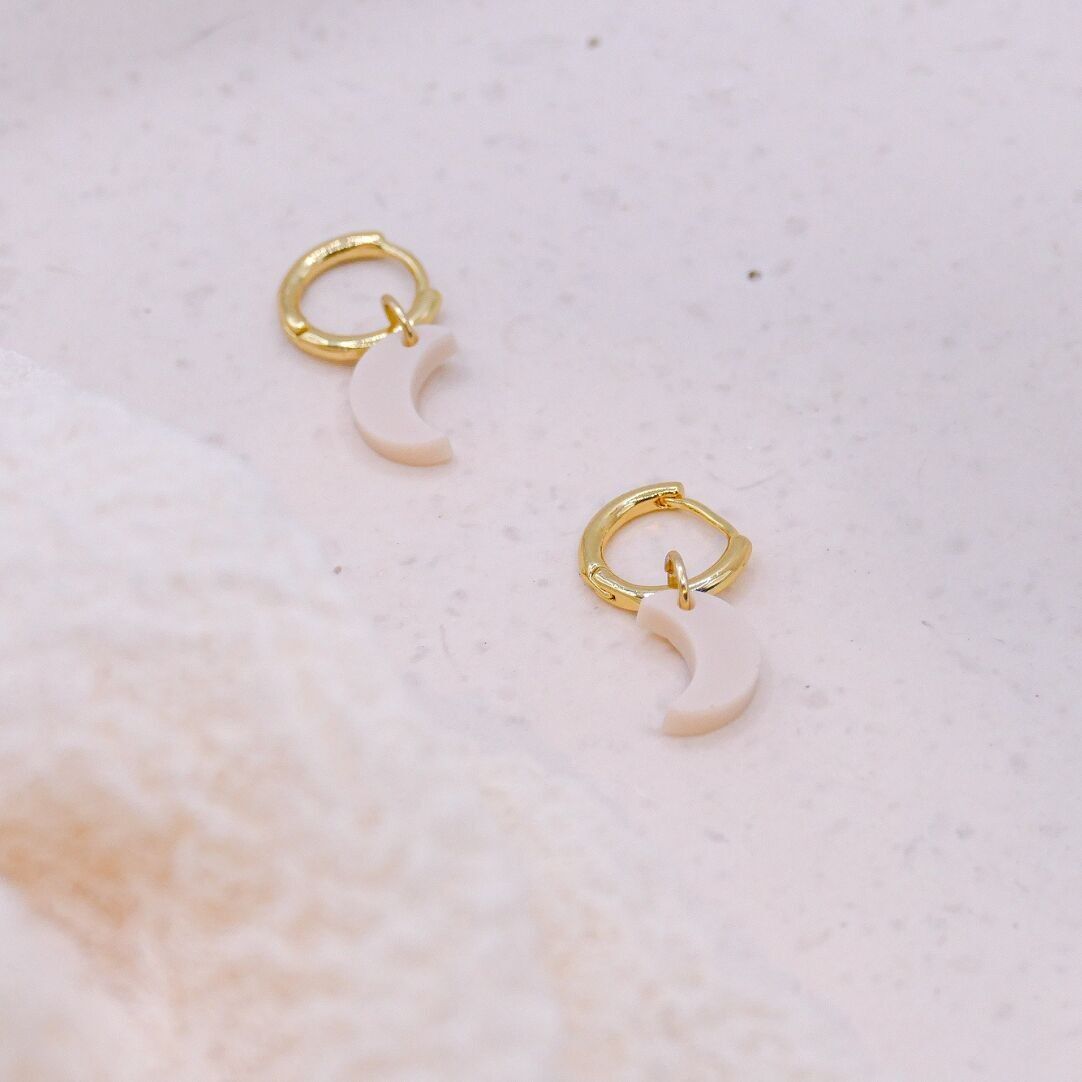 Orecchini luna orecchini a cerchio mezze lune in acrilico - orecchini a bottone chiari luna