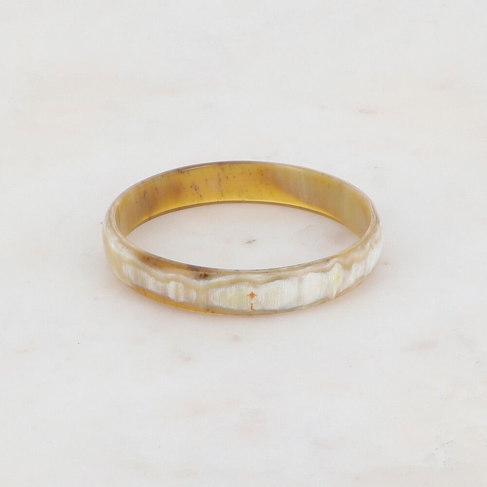 Bracciale rigido piatto in corno di bufalo - prodotto in Vietnam