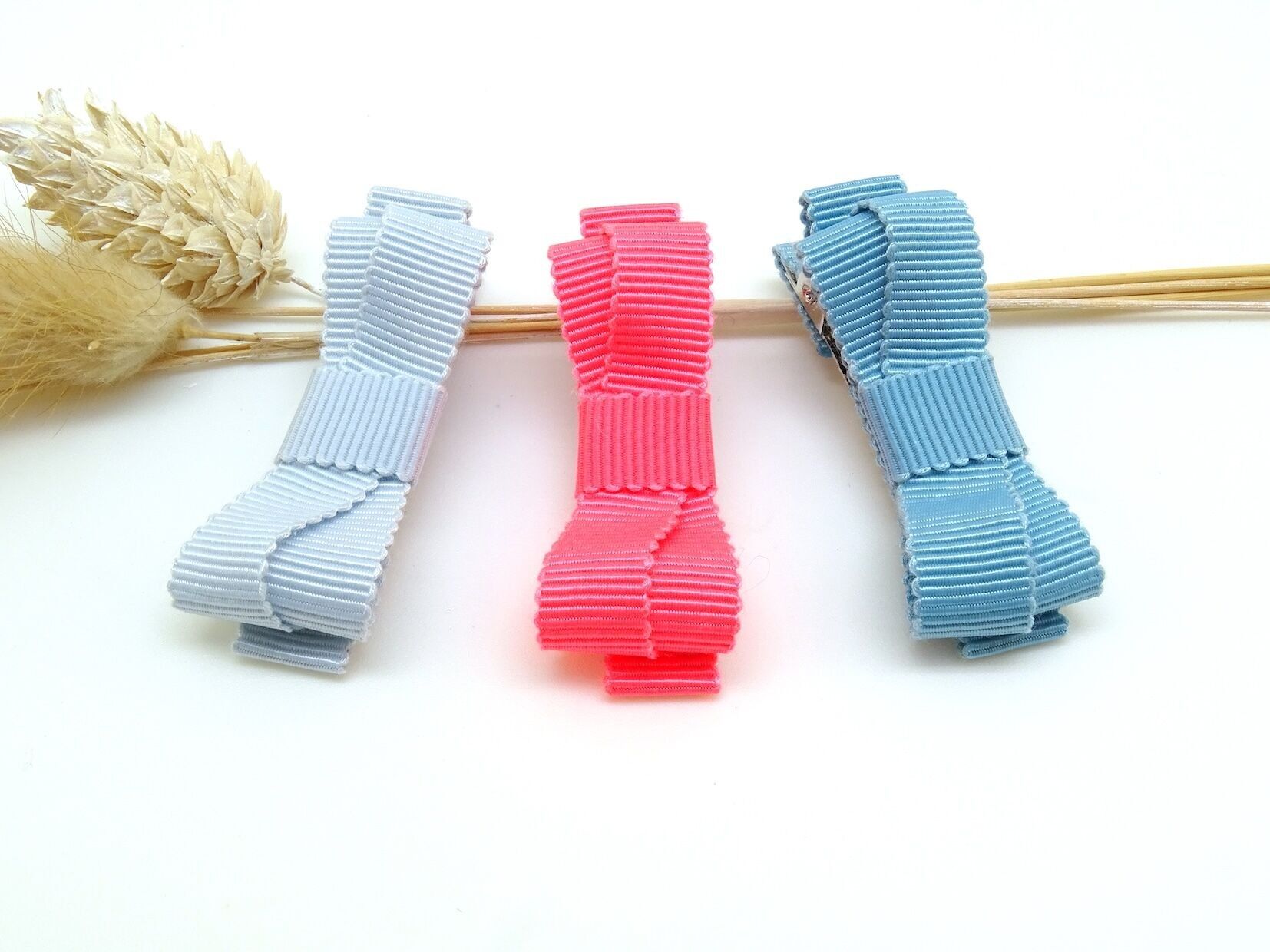 Haarspange mit Doppelknoten