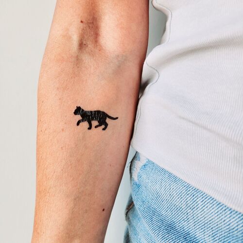 tatouage temporaire de silhouette de chat noir marchant (lot de 3)