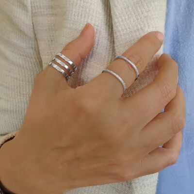 Bague manchette double bande plaquée rhodium avec zircone