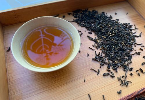 Thé noir - Smoked T ／ thé de Chine fumé au bois de hêtre