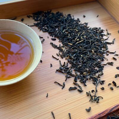 Thé noir - Smoked T ／ thé de Chine fumé au bois de hêtre