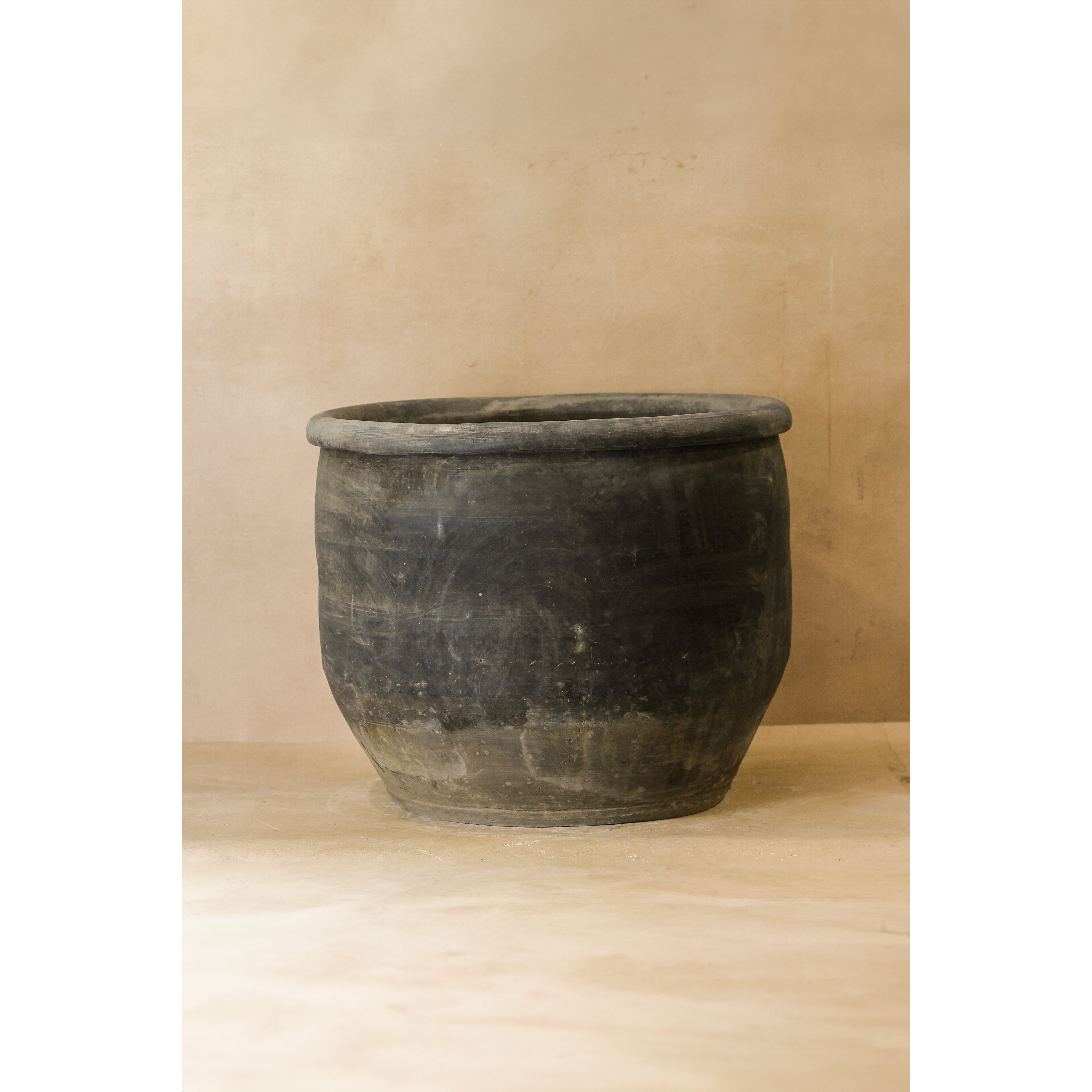 Grands pots asiatiques gris anciens - Grand - L009
