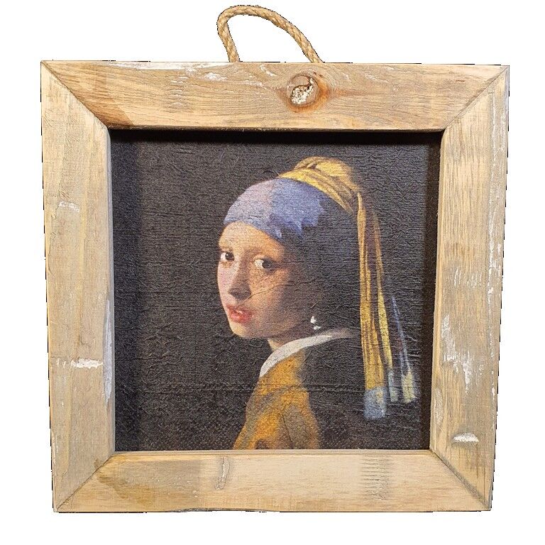 Holzfliesenmädchen mit Perle