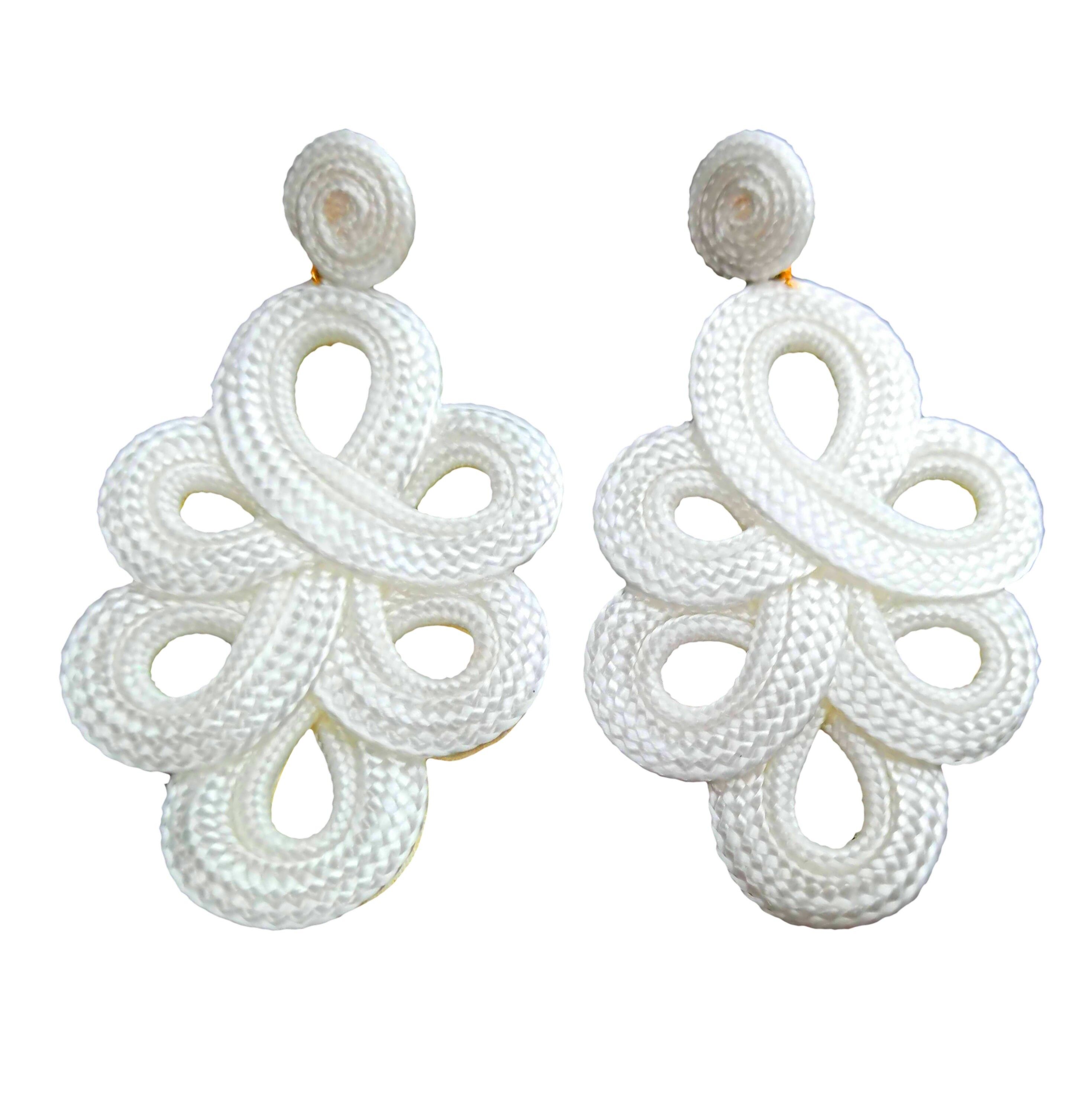 Orecchini flamenco lunghi e leggeri Avorio