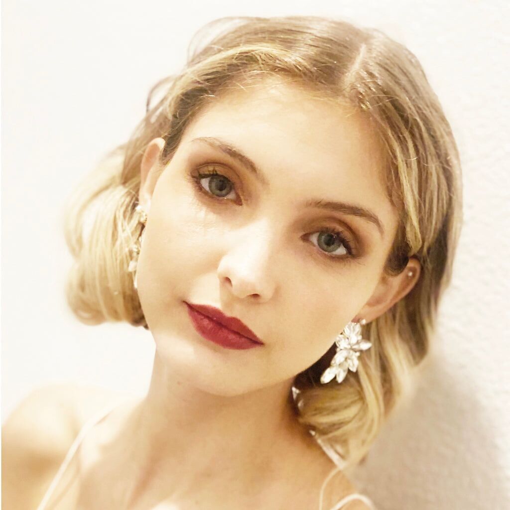 Spettacolari orecchini floreali · Cristalli bianchi, oro (ultima unità!) 