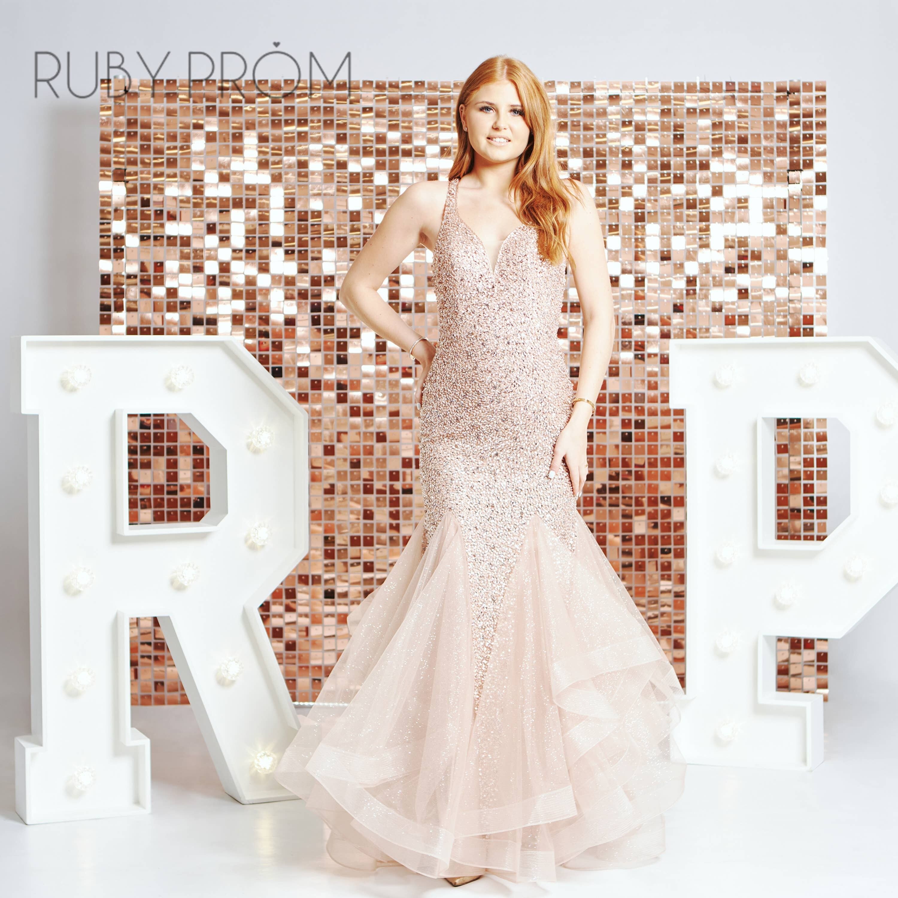 Anastasia Taupe FINAL STOCK