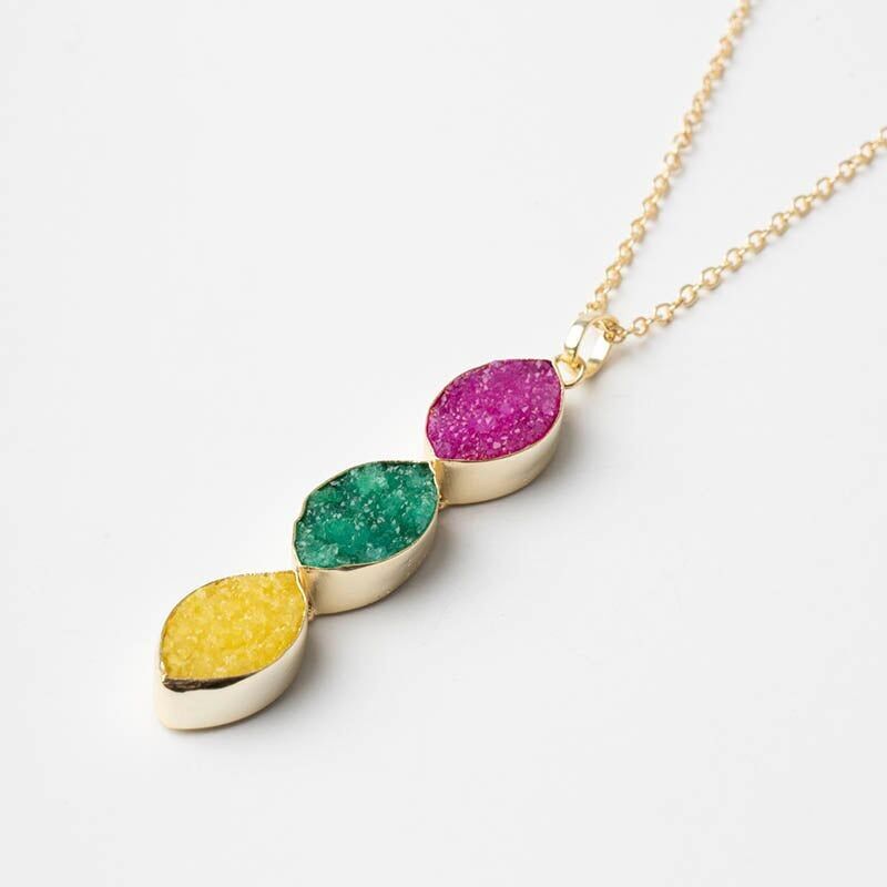 Ciondolo Druzy Ed a lacrima lunga. Fucsia, verde e giallo limitati