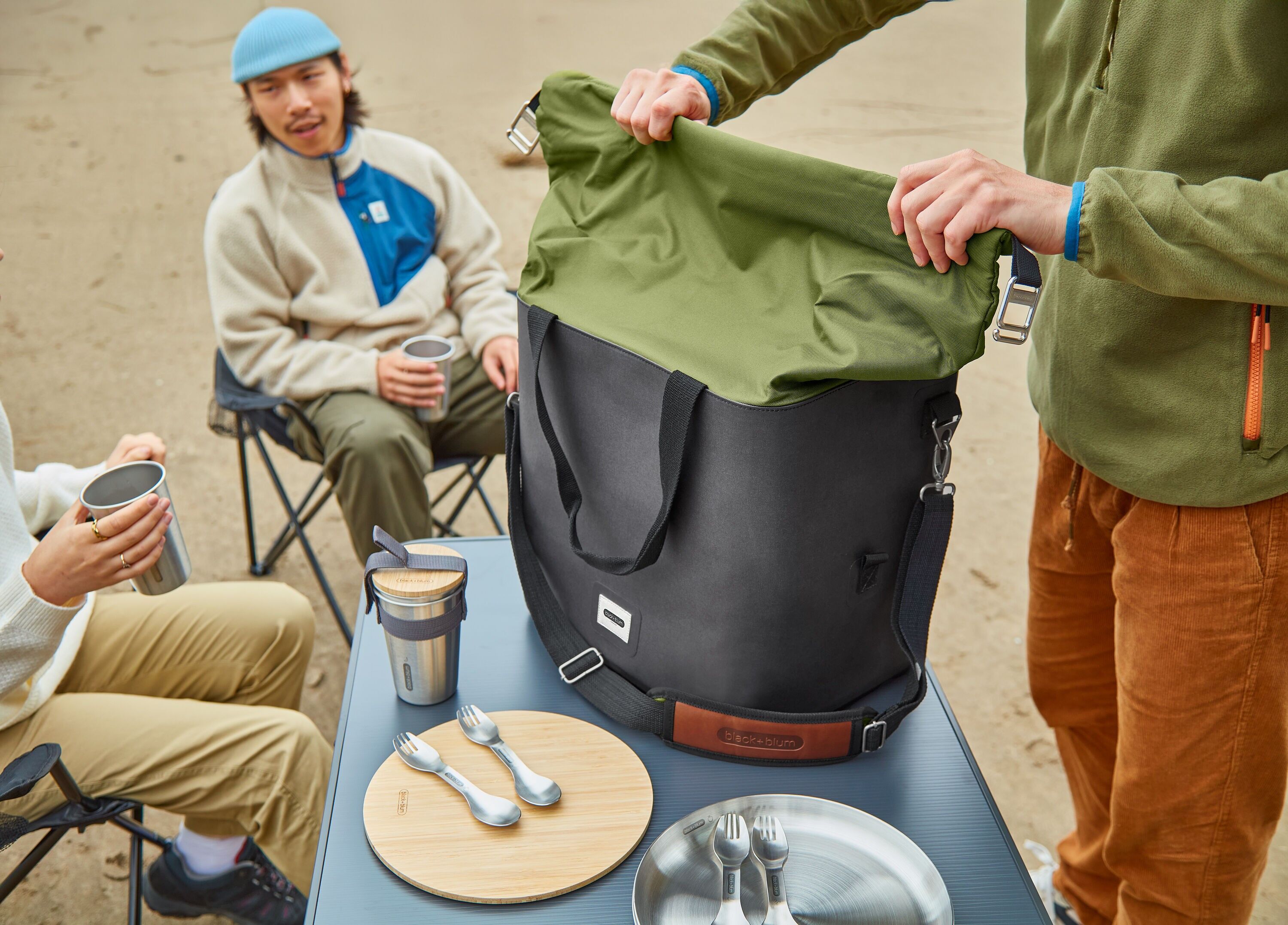 25L Olive Insulated Cooler - Made with recycled PET