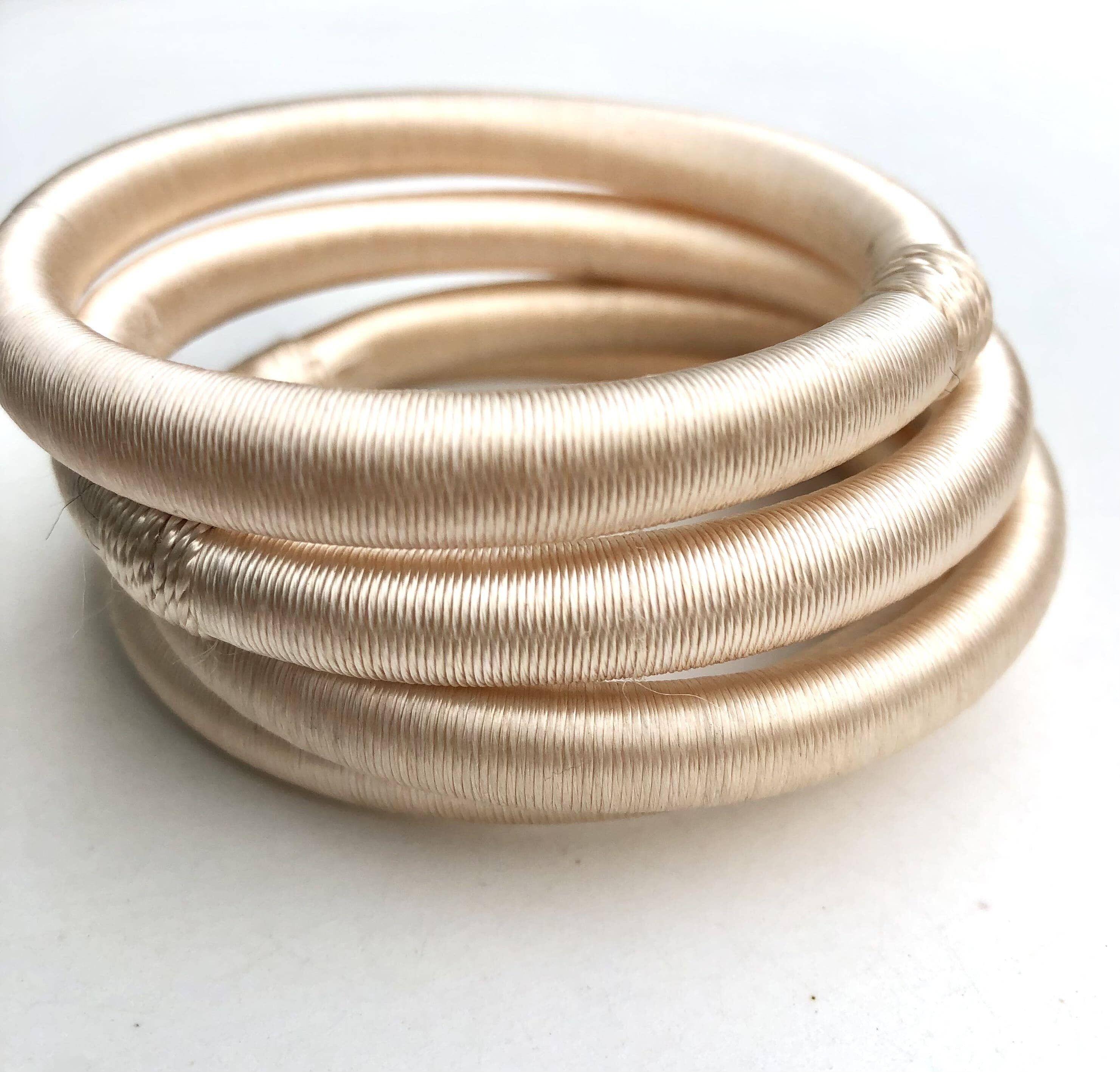 Bracciale Sabra al profumo color crema