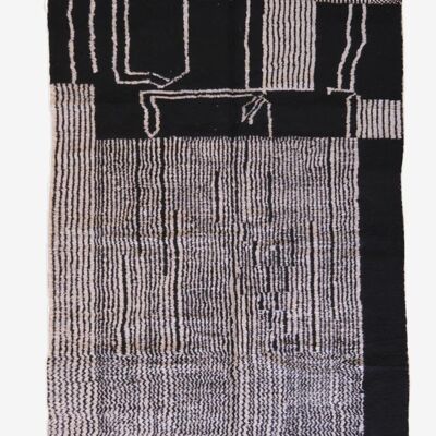 Moroccan abstract wool rug 220 x 300 cm