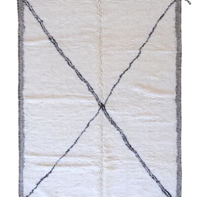 Moroccan Berber wool rug 203 x 285 cm