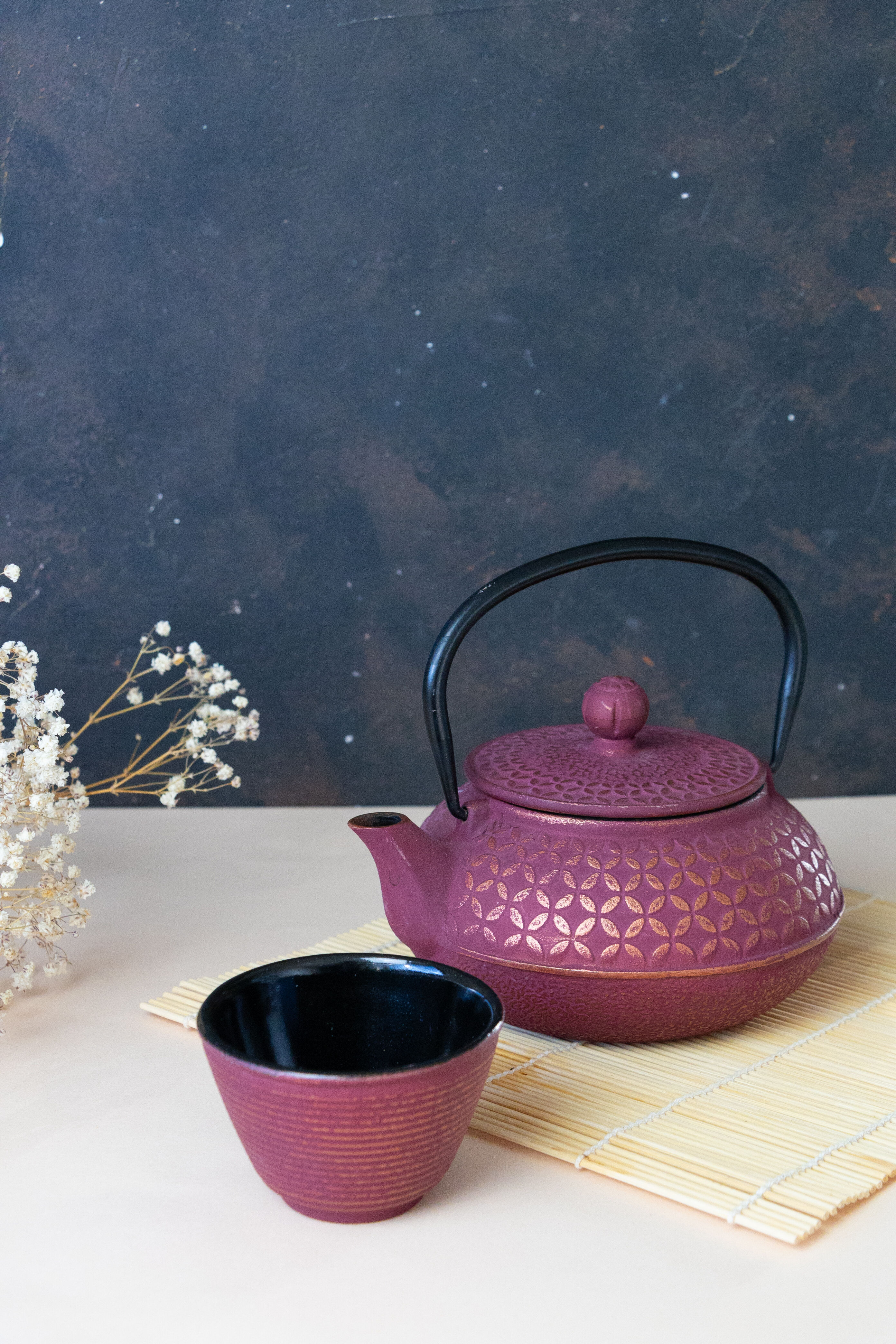 Pink and gold cast iron mug - Aromandise