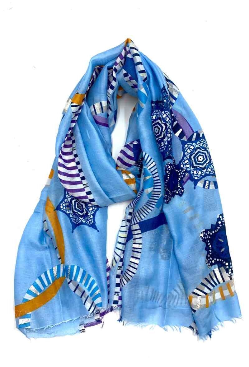 SS22-13 Sciarpa modello tondo con dorature