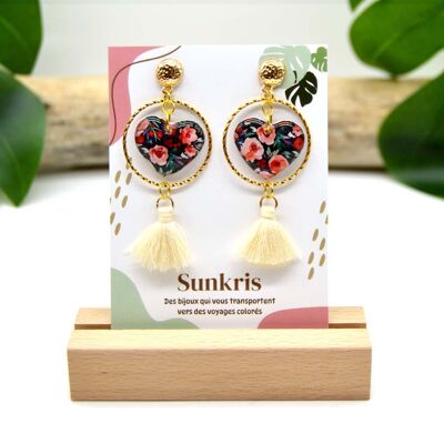 Floral heart earrings with ecru pompoms – Bohemian chic style