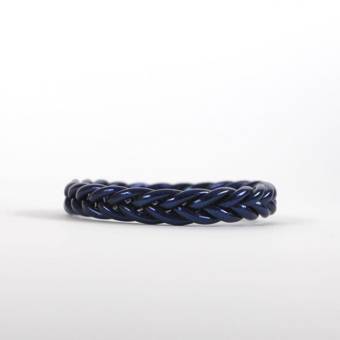 Bracciale buddista intrecciato blu scuro