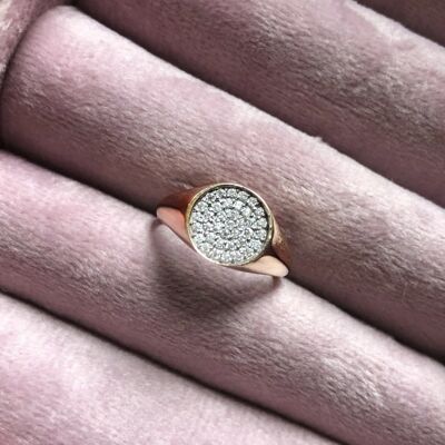 Jordan - Signet Ring with diamonds - Size 3
