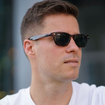 Gafas Roland Elegance: elaboradas con plástico marino reciclado para una apariencia lujosa