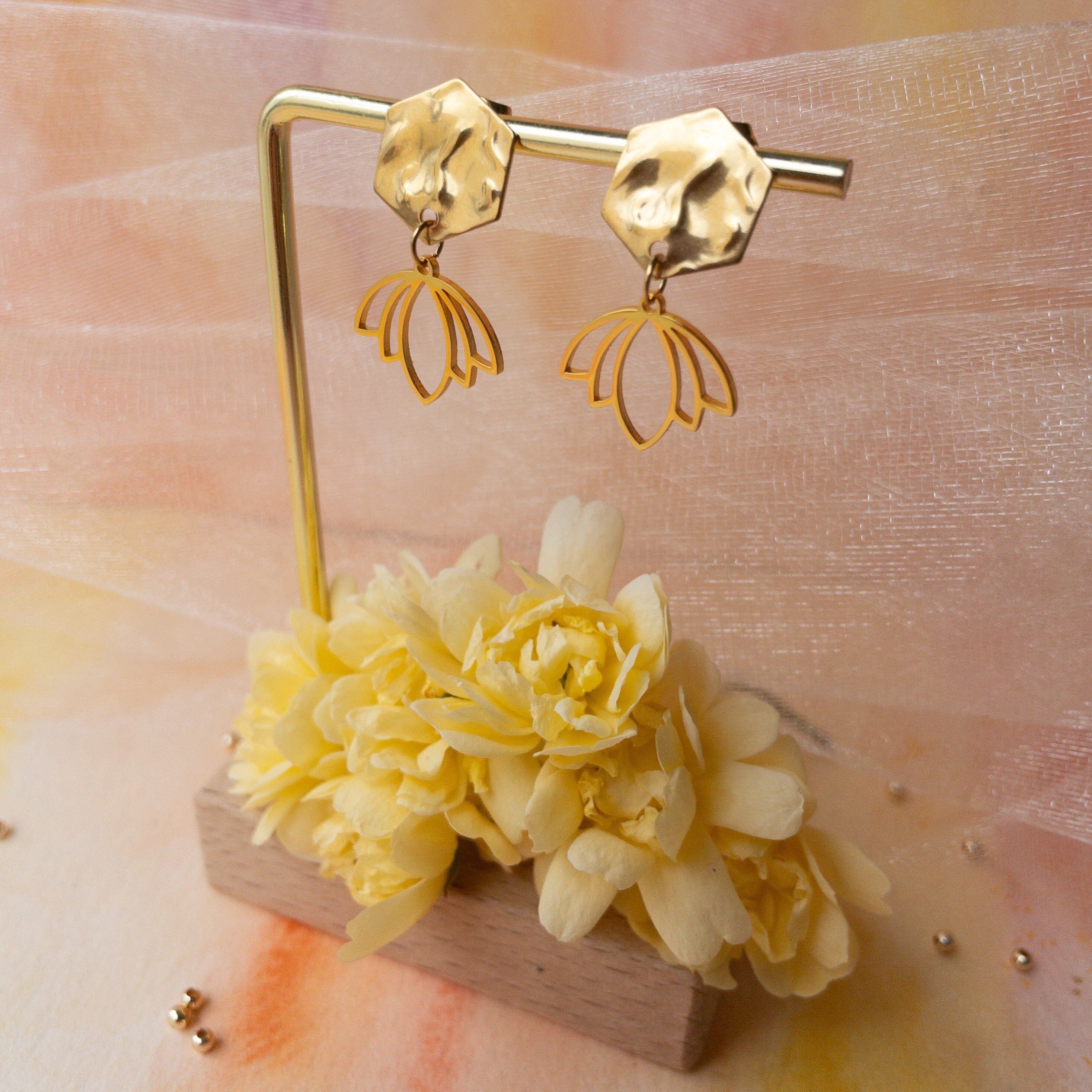 Stainless steel pendant earrings