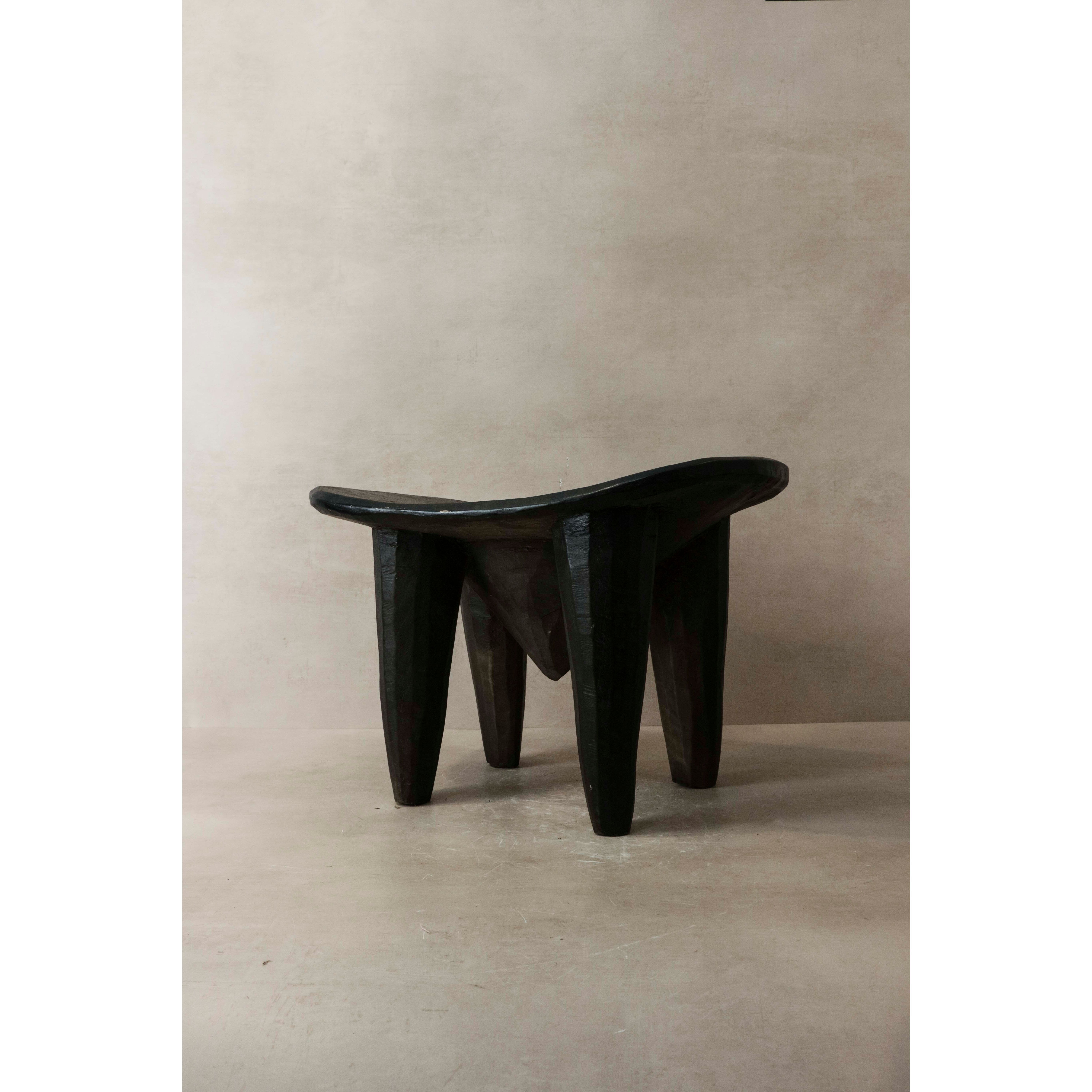 Senufo-Hocker – Med – 9.3