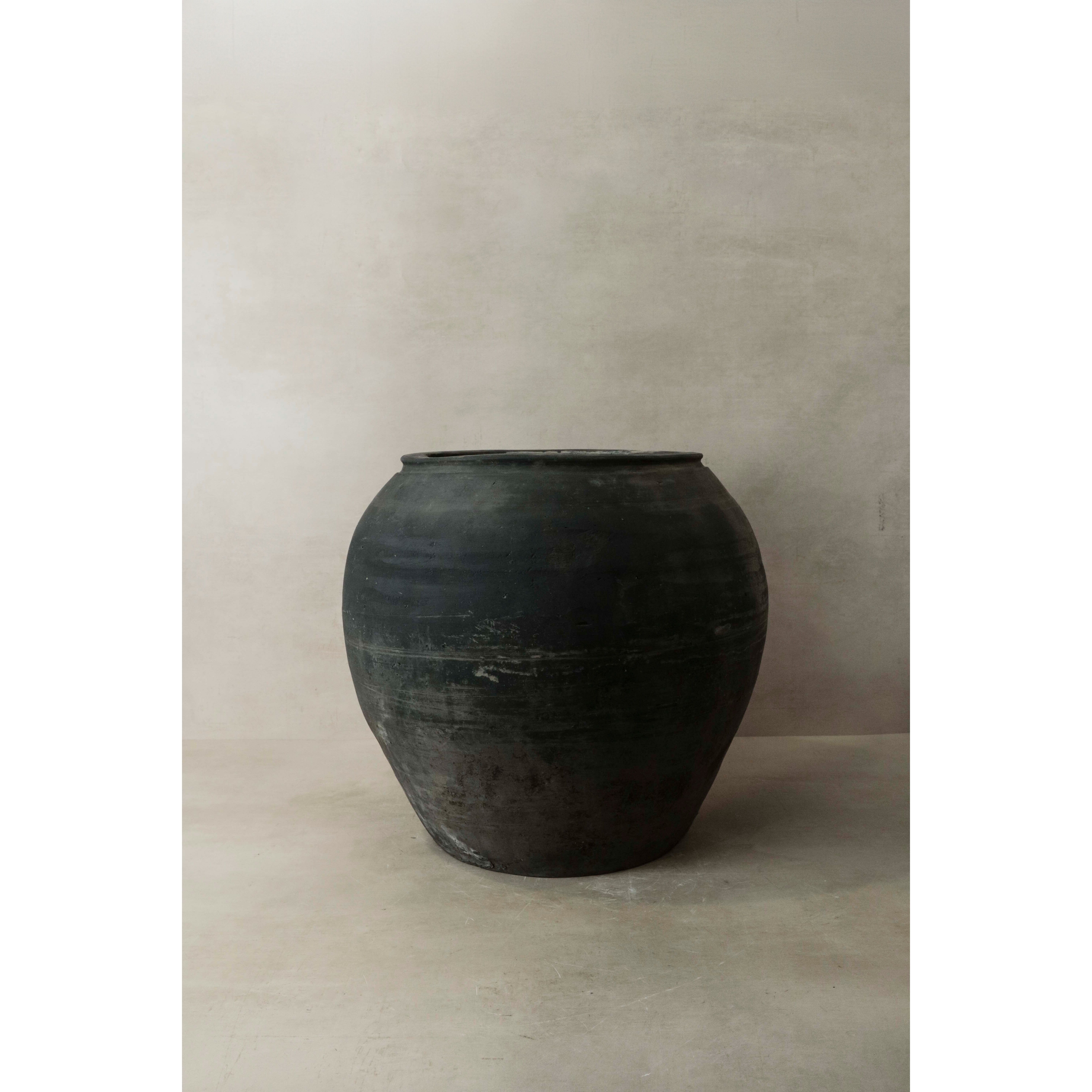 Vintage Dark Pot n° 005