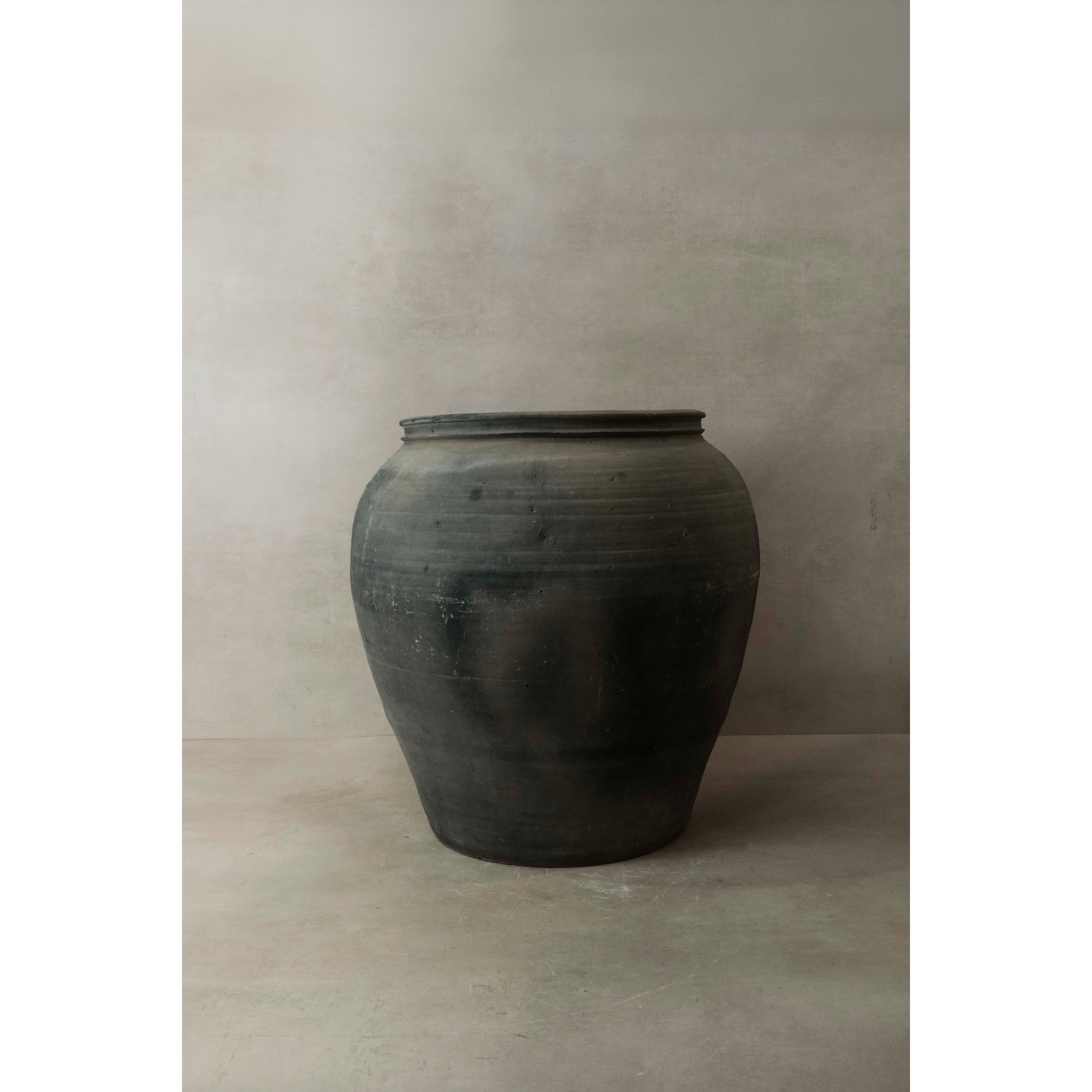 Vintage Dark Pot n° 006
