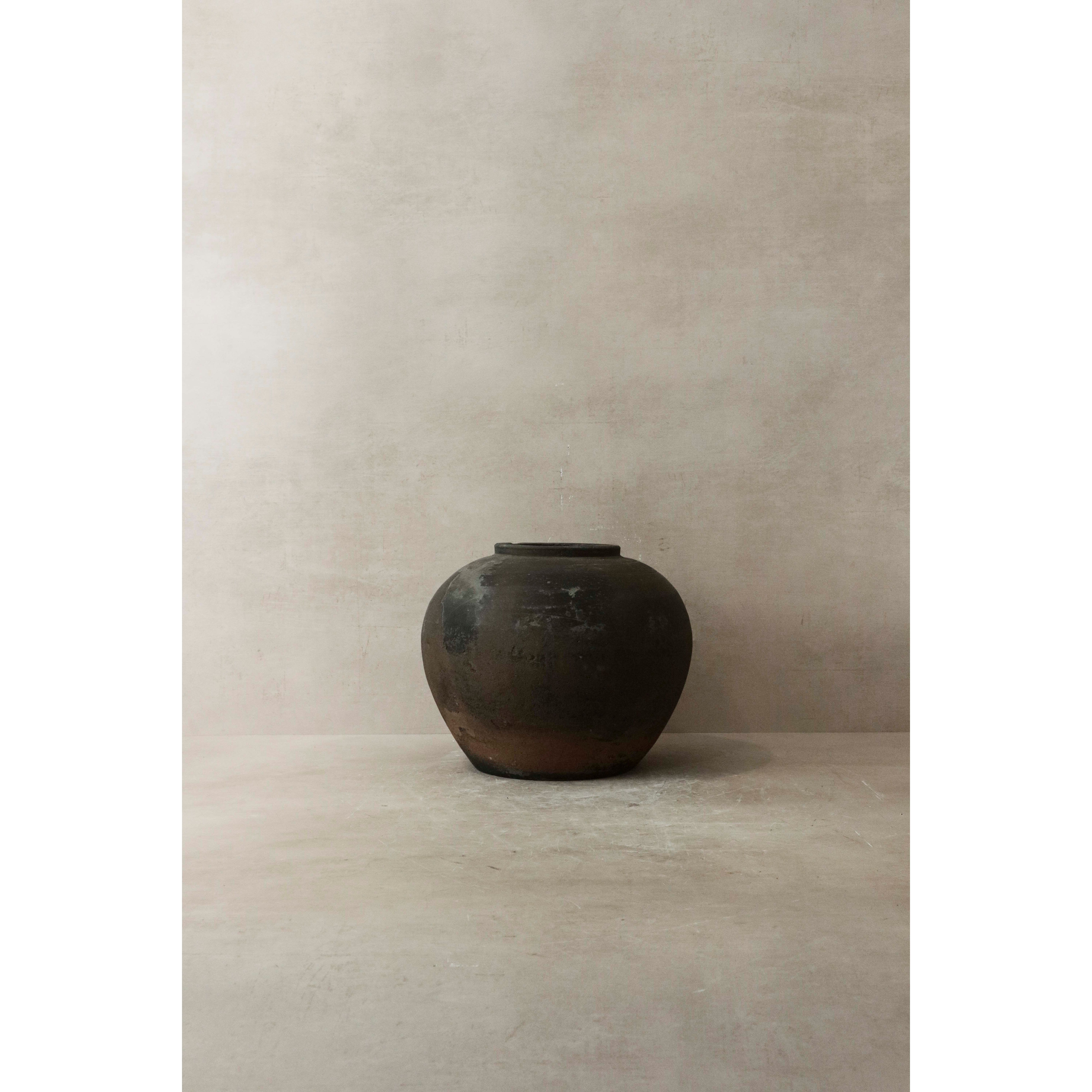 Vintage Dark Pot n° 24