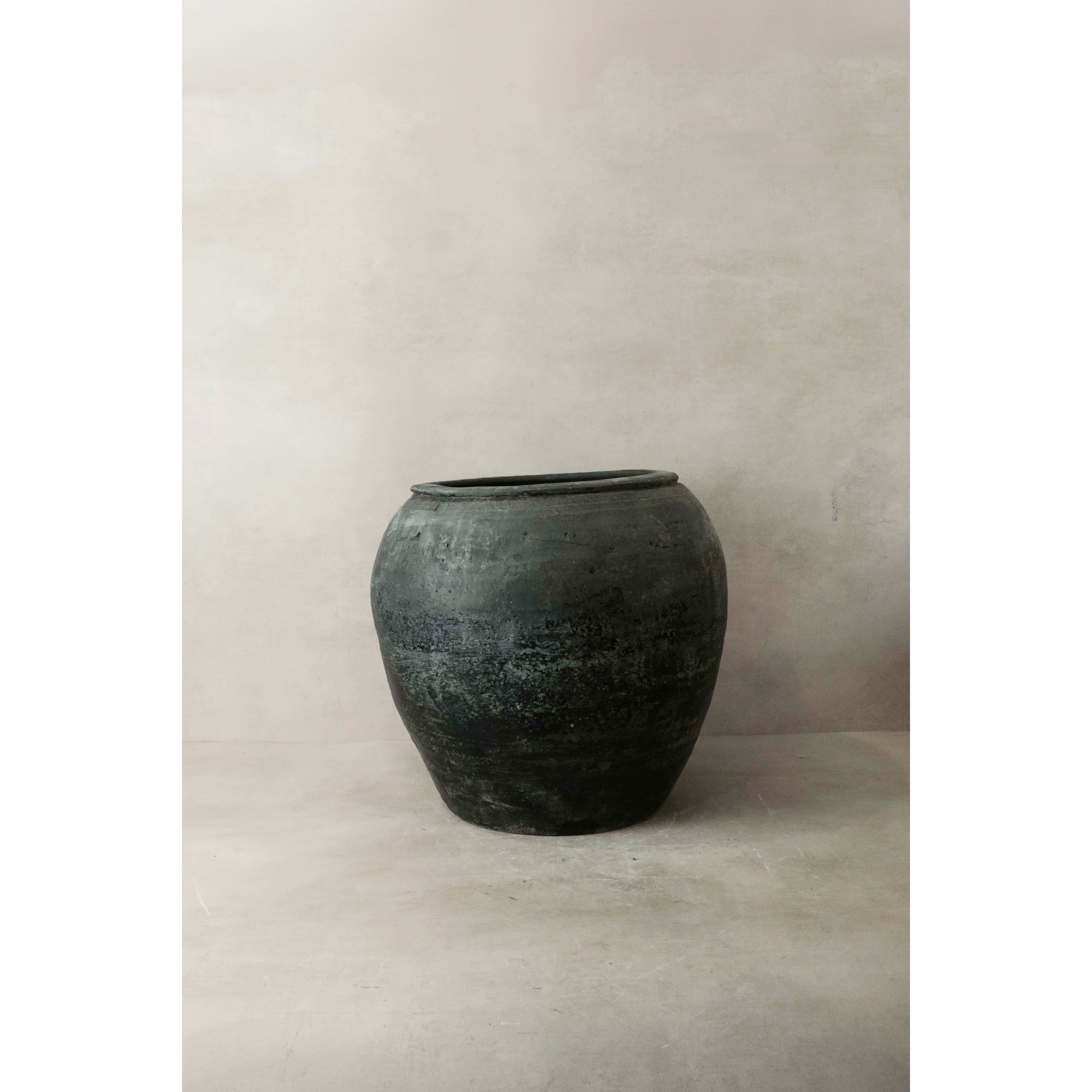 Vintage Dark Pot n° 018