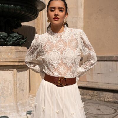 Blusa de encaje con cuello alto - 81048
