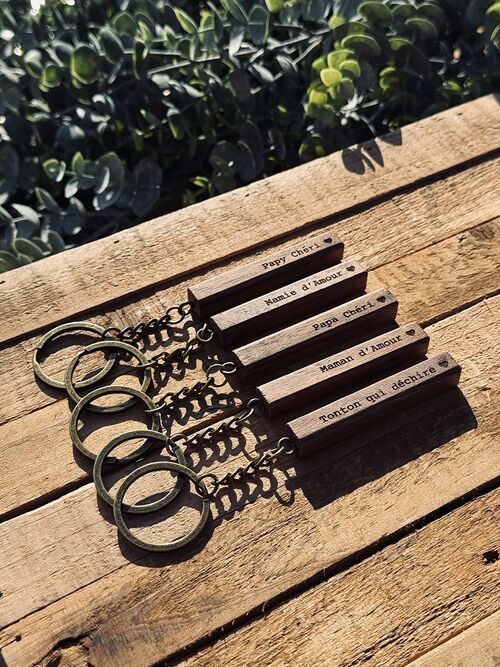 Porte-clés à message en bois