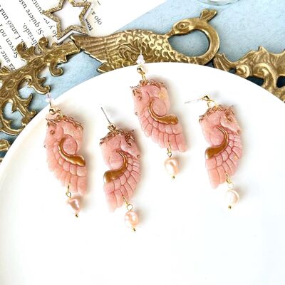 Orecchini di perle Pegaso, cavallo alato in oro rosa, perle naturali d'acqua dolce, mitologia greca, regalo per gli amanti dei cavalli, regali greci per lui