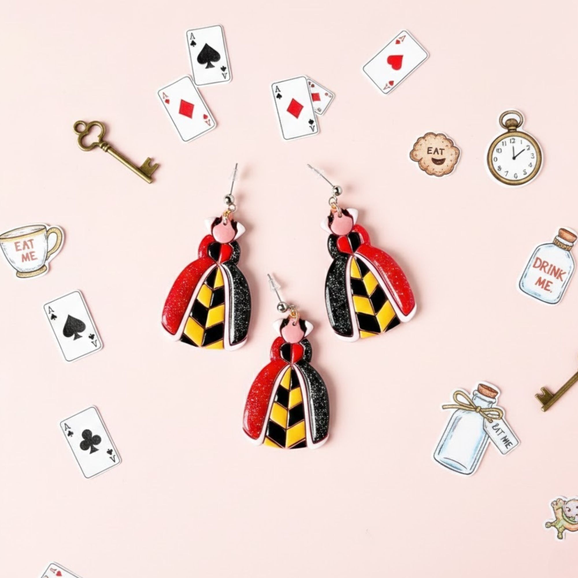Queen of Hearts Earrings, Alice in Wonderland Jewelry, Original Polymer Earrings, Wonderland Gifts for Girls, Bookish, Alice Gifts