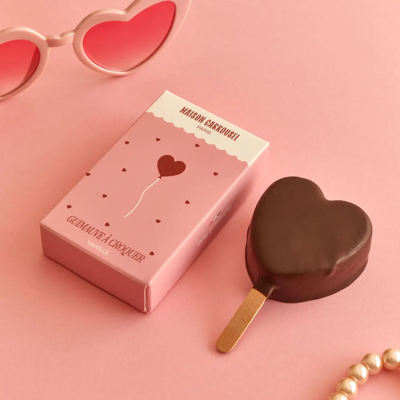 Individual chocolate marshmallow heart