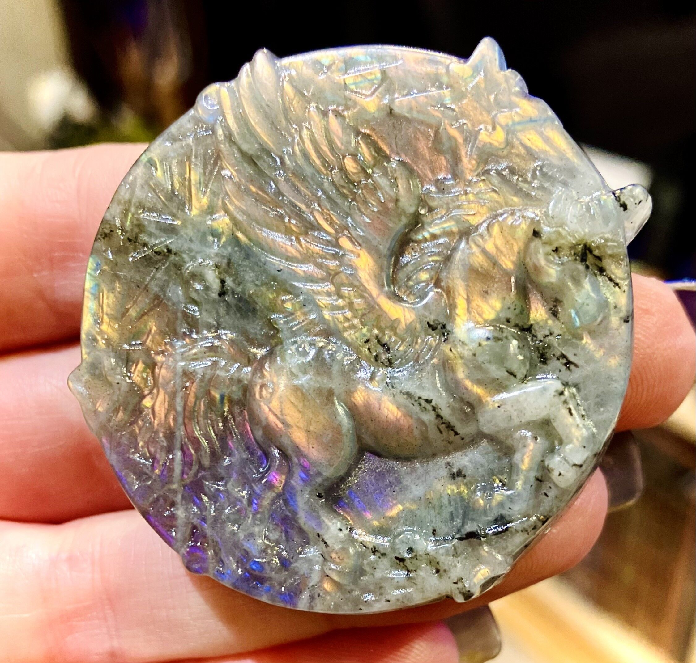 Licorne labradorite bleu vert violet Pierre statue talisman witch