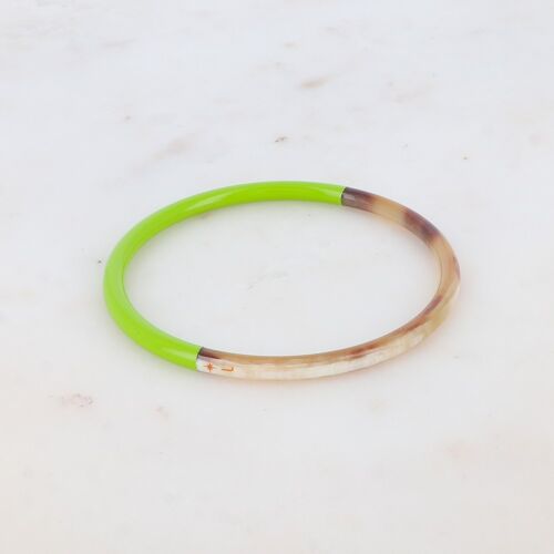 Jonc fin en corne de buffle laquée couleur lime - made in Vietnam