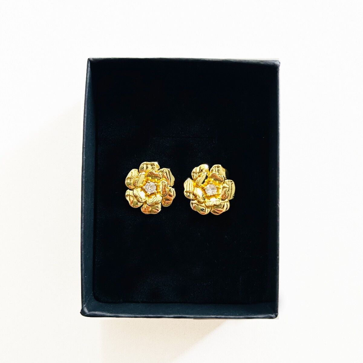 ORECCHINI BOTTONI FLORA