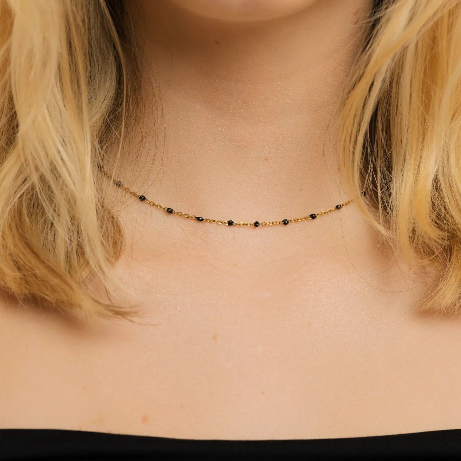 18 Karat vergoldete schwarze Perlenkette mit Swarovski-Kristall