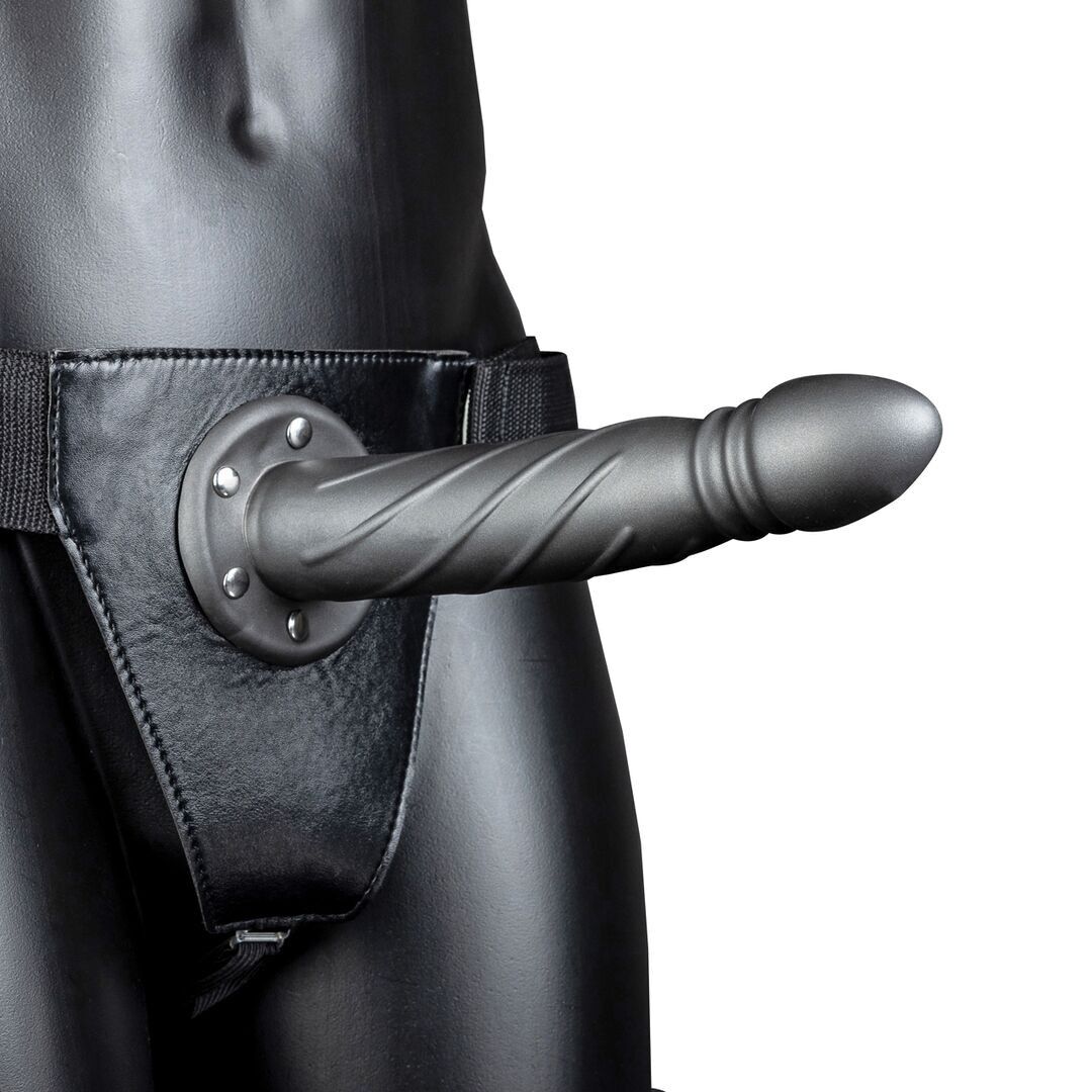 Autsch!von Shots - Twisted Hollow Strap-On - 8 / 20 cm - Gunmetal - Gun Metal