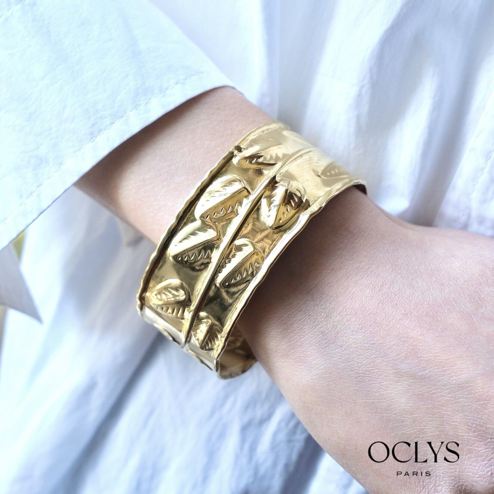 Bracciale rigido in acciaio inossidabile Naty a forma di foglia