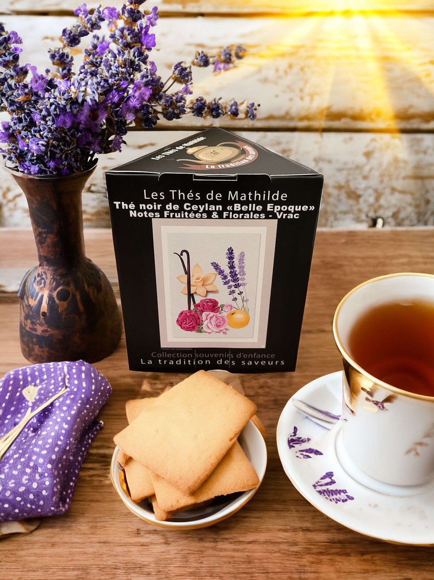 Belle Époque – Thé Noir de Ceylan aux Saveurs Fleuries & Fruitées / boîte triangulaire