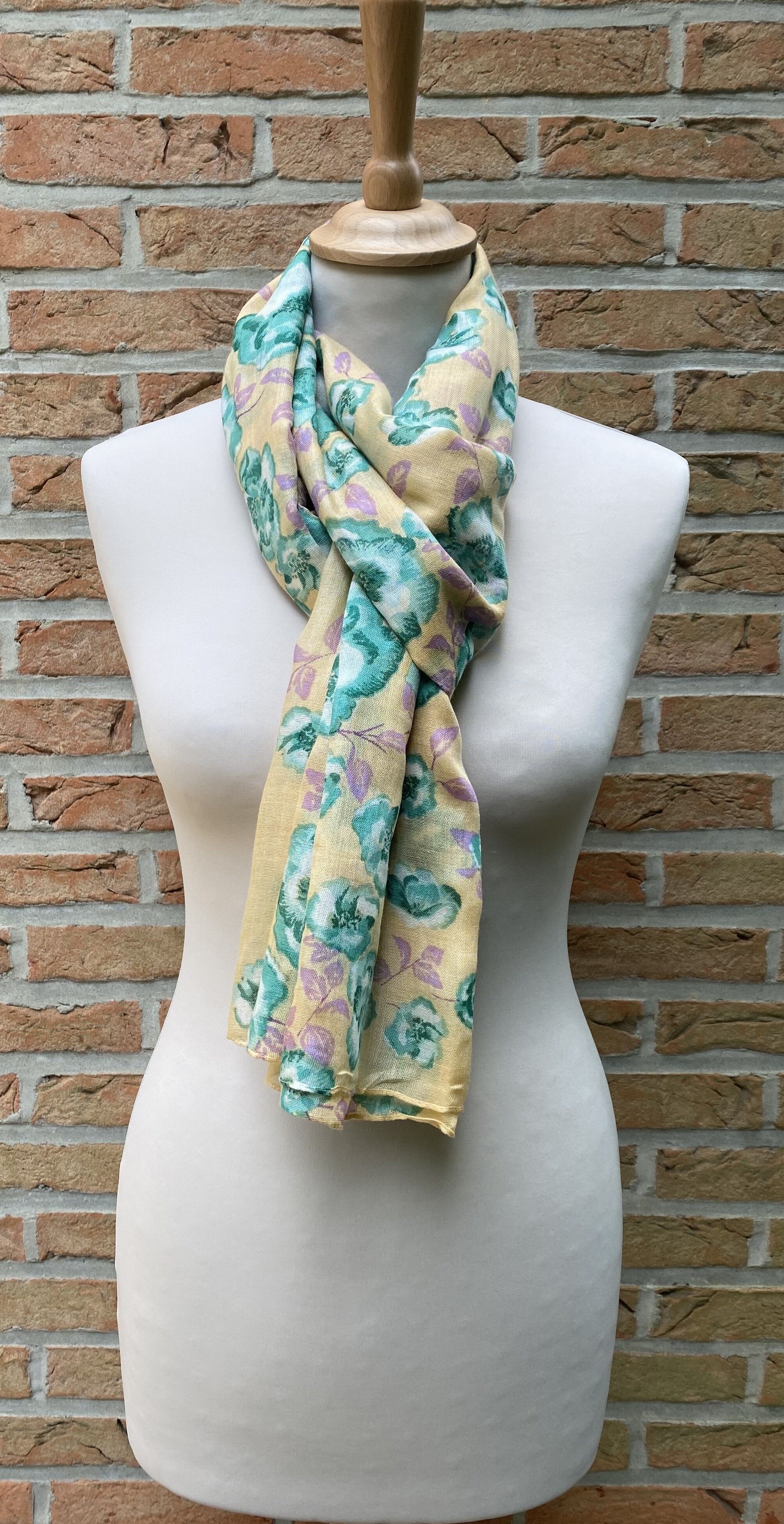 Bufanda 100% Viscosa - amarilla - (180x110cm) - AMARYLLIS