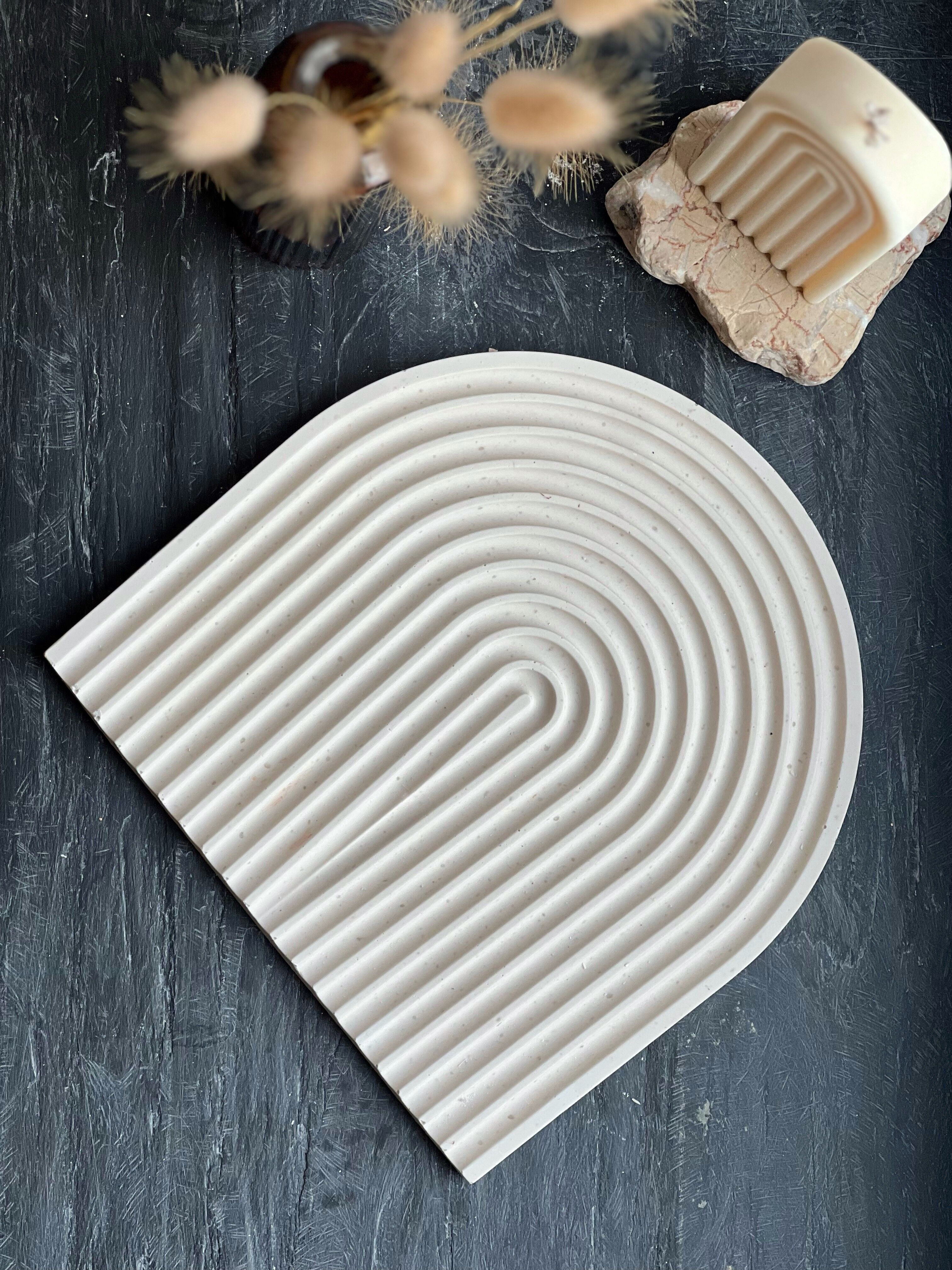 Jesmonit-Dekoration – Regenbogen-Taschentablett