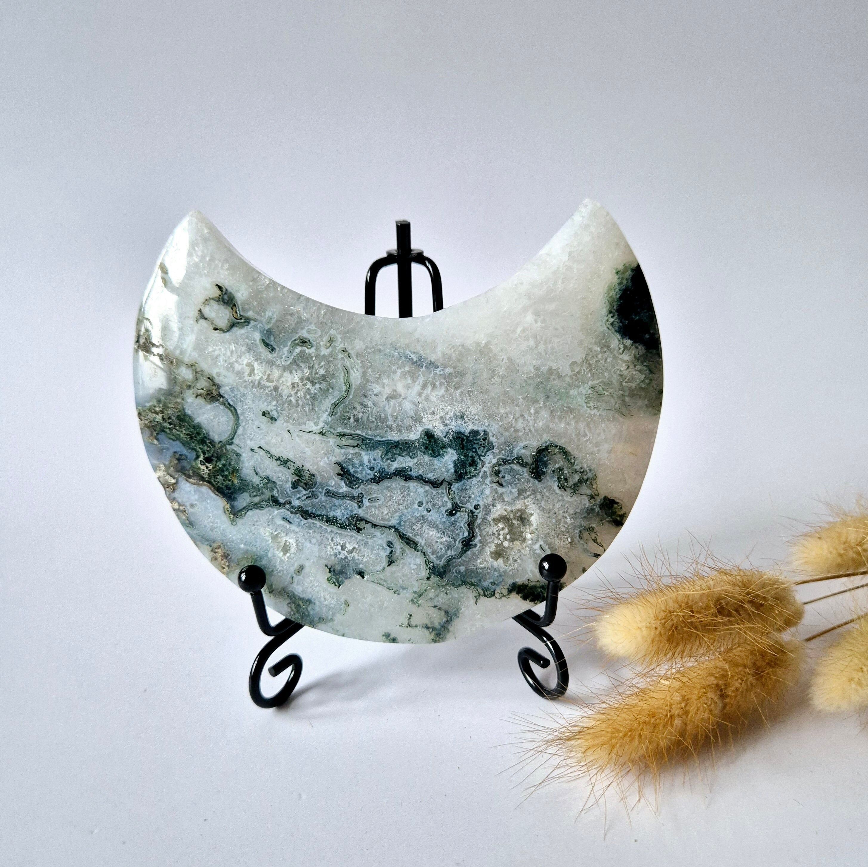 Edelstein Moosachat Mond auf Ständer (Druzy & Muster) Nr. 133 385 Gramm