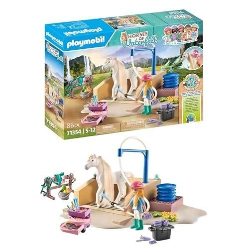 Playmobil 71354 Isabella e la leonessa con area lavaggio cavalli - Cavalli della cascata - realizzato in media con oltre l'80% di materiali riciclati o di origine biologica. Dai 5 anni