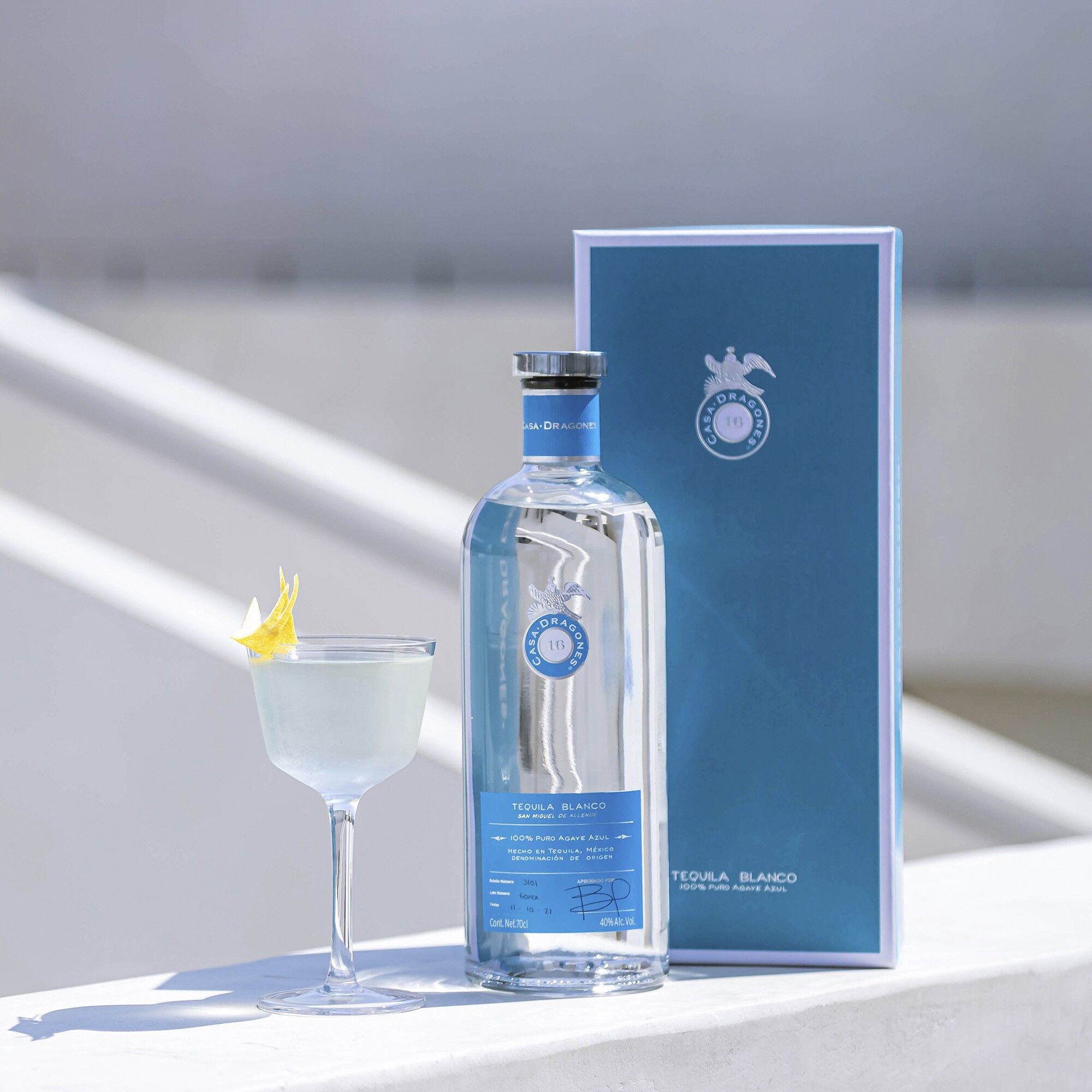 Tequila Casa Dragones Blanco - 700 ml, 40 %