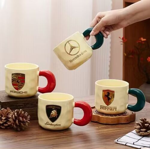 Ceramic mug "CAR BRANDS" in 4 designs. Dimension: 5,9x8,5cm Capacity: 370ml AB-149